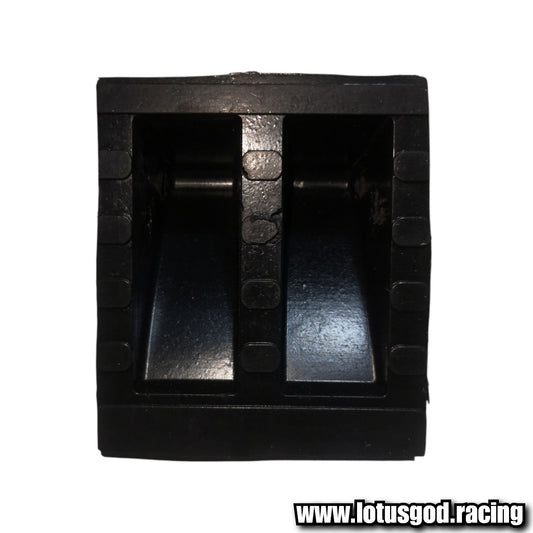 Universal Solid Rubber Wheel Chock Heavy Duty Rim Block Anti Slip Slope Plastic Base Tyre Stopper Block For All Vehicle Car Suv Etc